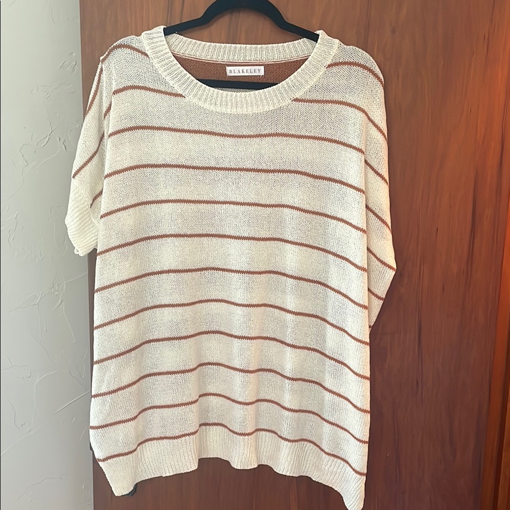 Women's Cream Striped Top